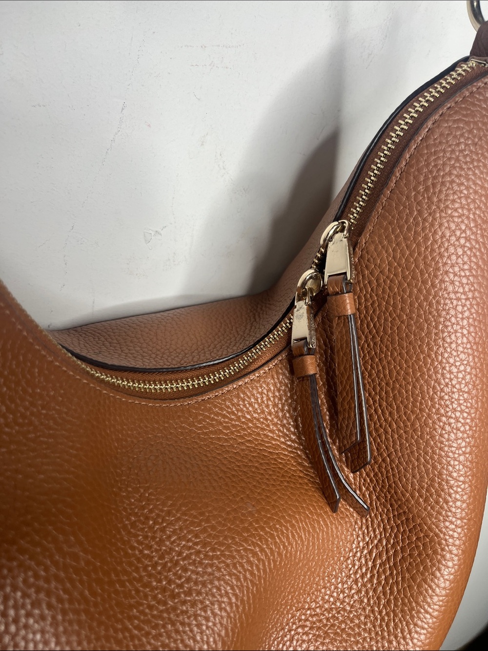 Kate Spade Zippy  Pebbled Leather Hobo Bag gingerbread brown color - Picture 3 of 13